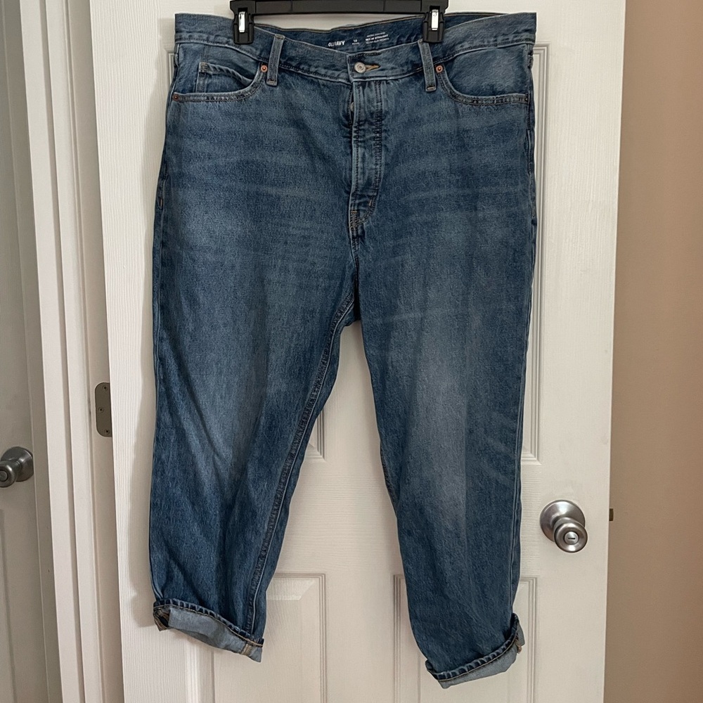 Old Navy Sky-Hi Straight Jeans